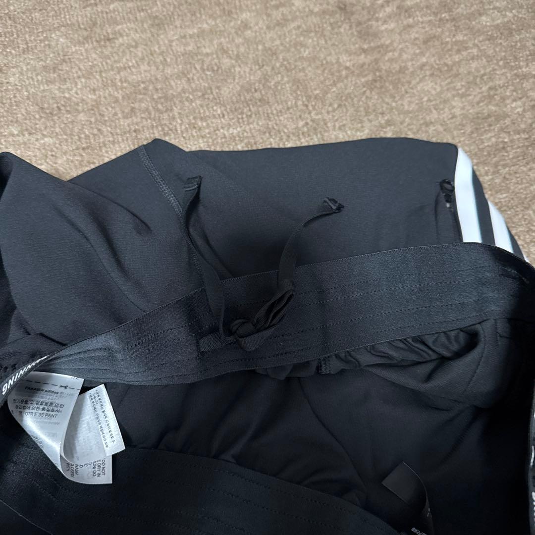 adidas ジャージパンツ 黒 サイドストライプ