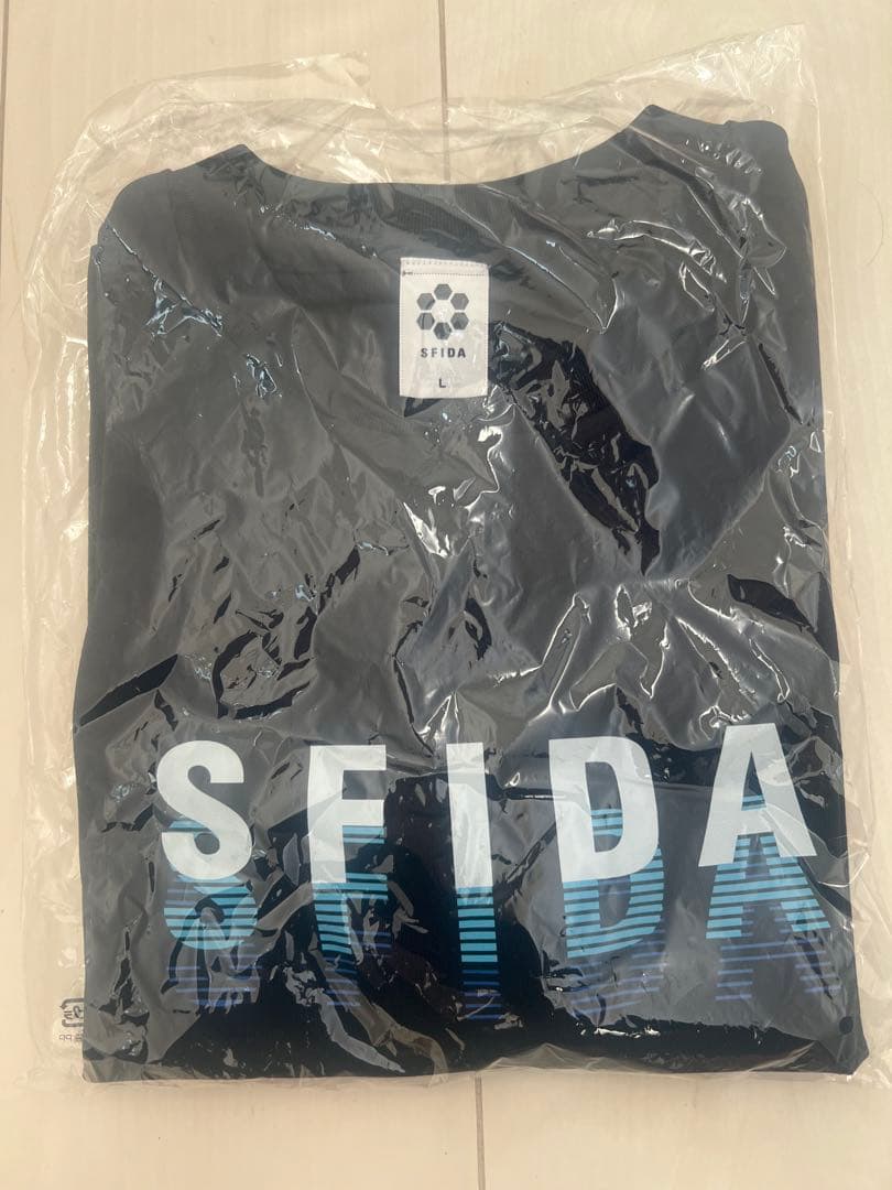 【美品】SFIDAセットサッカースパイク 27.5cm白　ソックス練習着Tシャツ