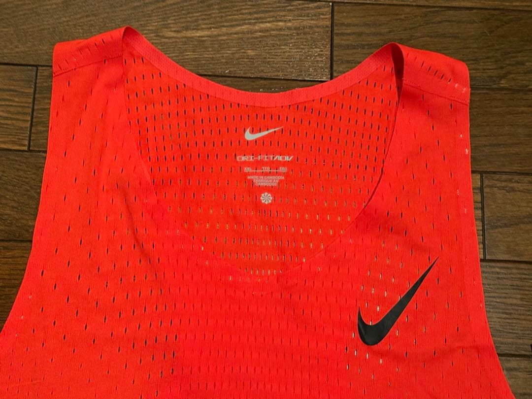 ナイキNIKE エアロスイフト シングレット&キプチョゲモデル ランニングパンツ