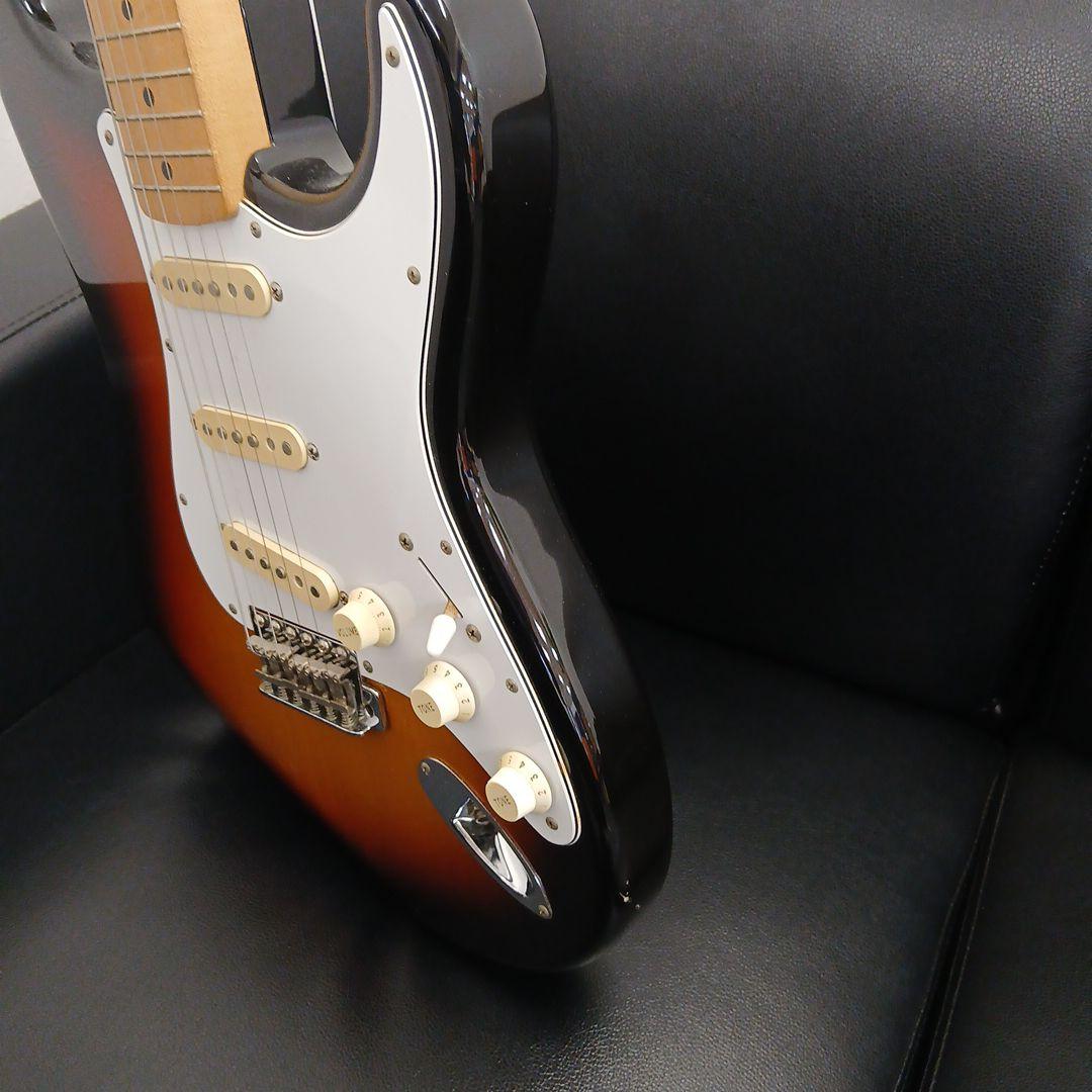 Fenderジャパン　ストラトキャスター