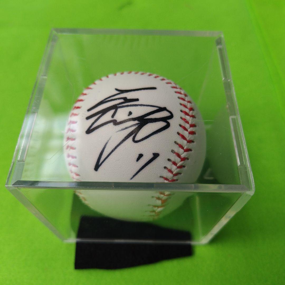 レア限定品、大谷翔平選手の直筆サイン入りボールです 透明ケース付き