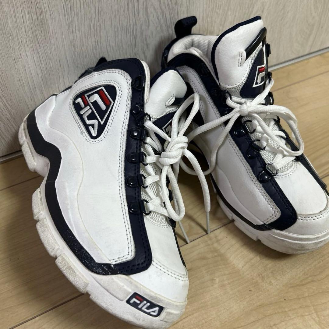 フィラGRANT HILL 2 グラントヒル スニーカー24㎝ハイカット　バスケ