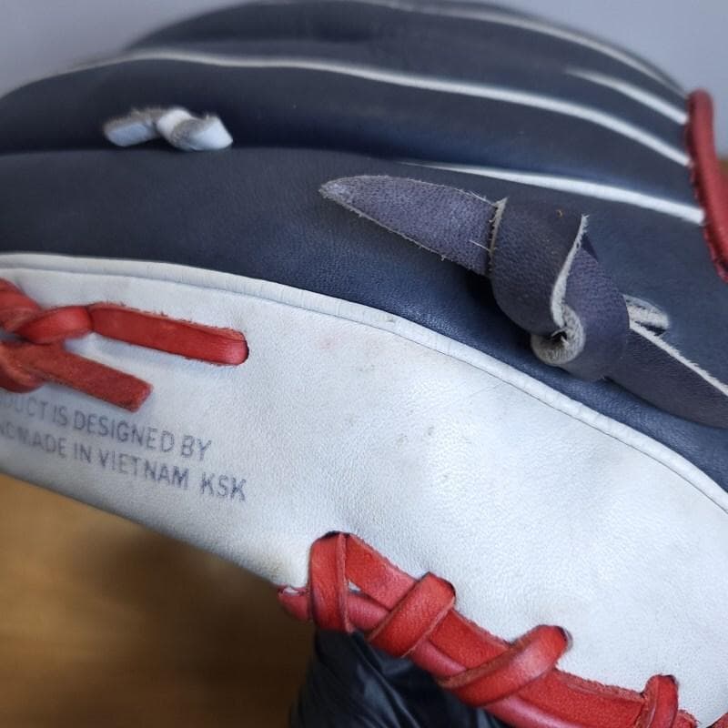 ウイルソン ベクサム 限定カラー 人気モデル Wilson 内野用 軟式グローブ