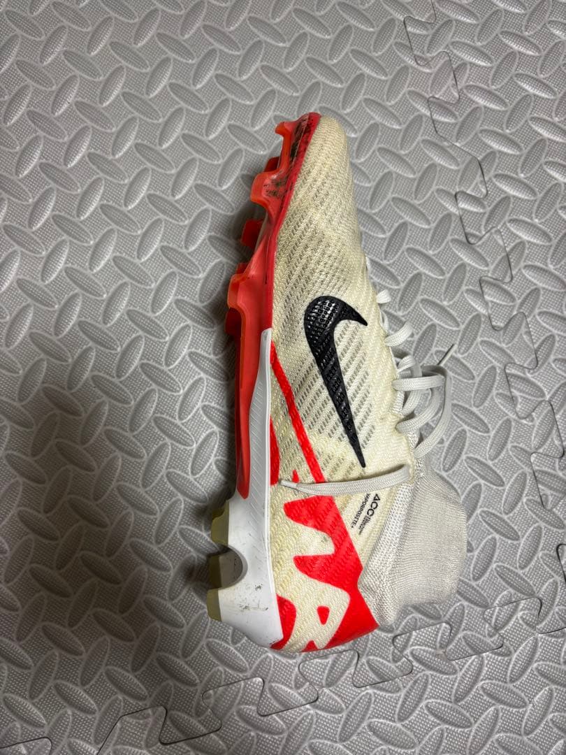 NIKEマーキュリアルヴェイパー