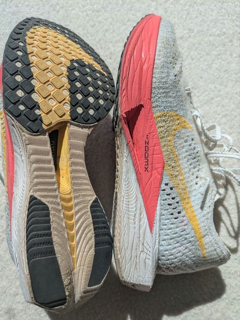 NIKE　ナイキ　ヴェイパーフライ
