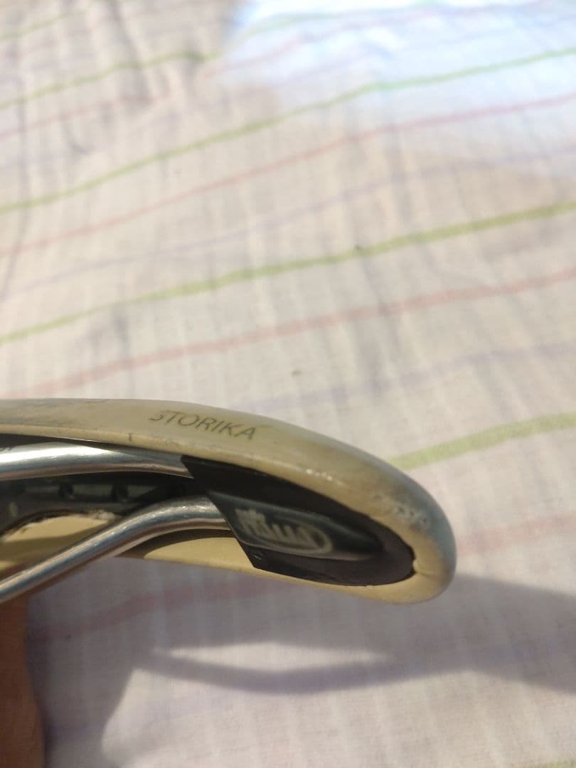 セライタリア Selle Italia サドル STORIKA