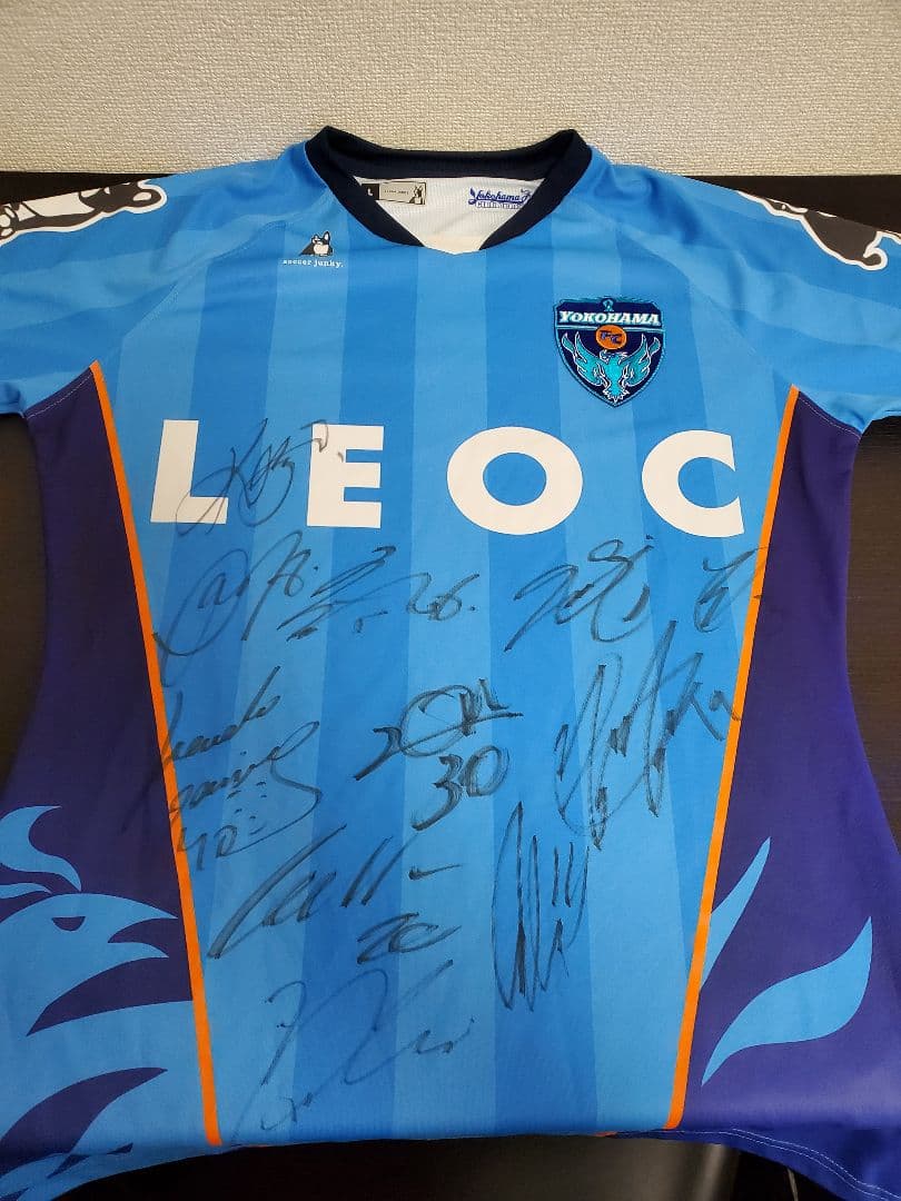 横浜FC2017 サイン入りユニフォーム　Lサイズ