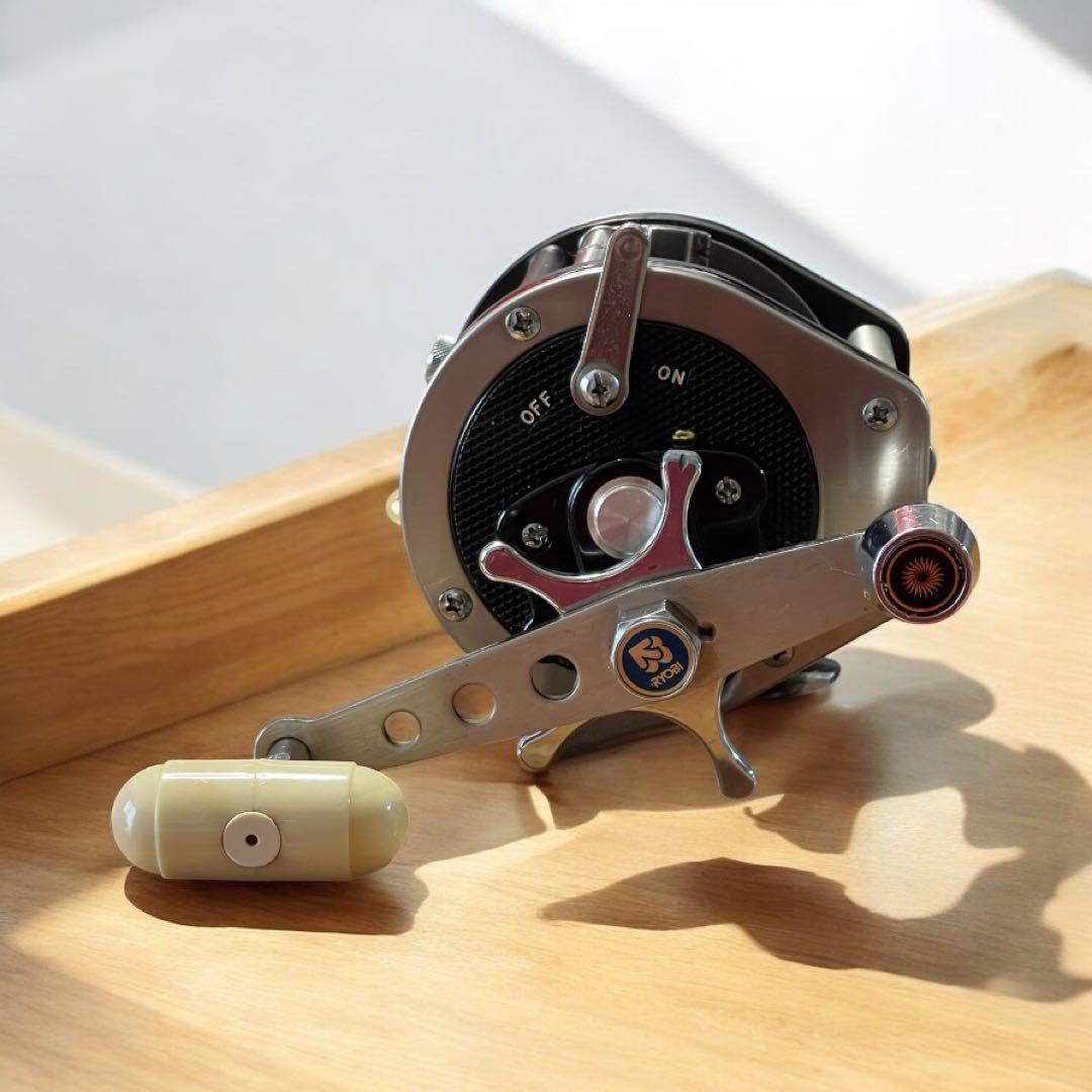 リール RYOBI ADVENTURE 80