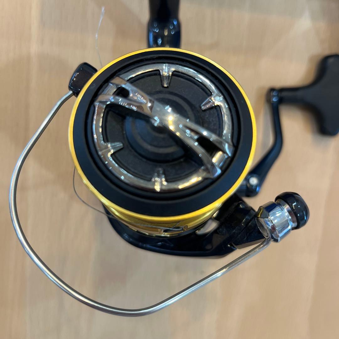 (美品)シマノ　SHIMANO SPHEROS SW4000HG PE1.5号