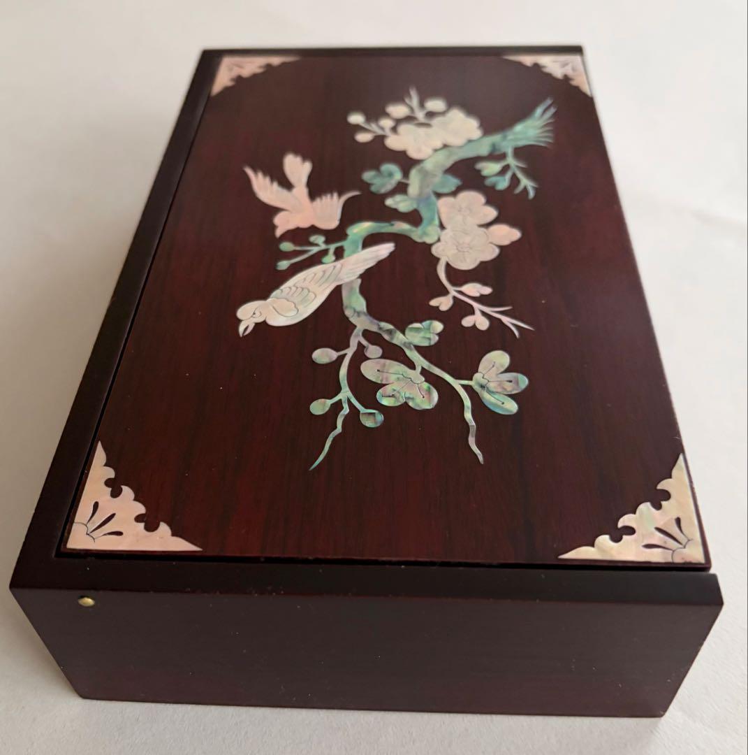 【新品未使用】螺鈿細工 梅花柄 ジュエリーボックス 伝統工芸品