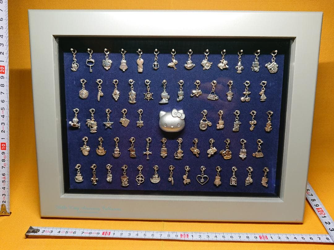 石原タイコ　Hello Kitty　ハローキティ　チャーム　アクセサリー