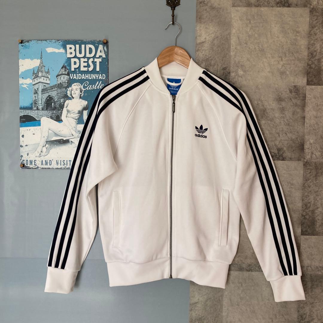 USED》》 adidas originals 普段コーデの人気ベーシックカラー