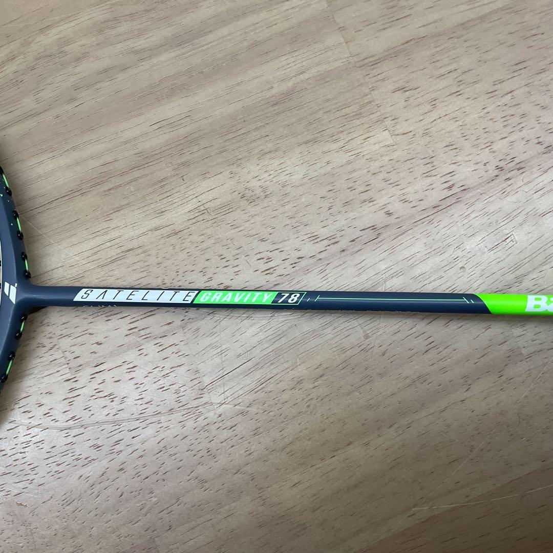 BabolaT SATELITE GRAVITY 78 バトミントンラケット