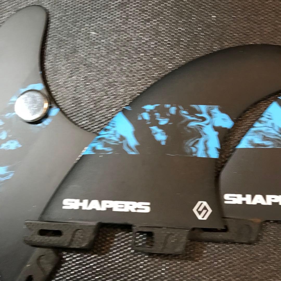 SHAPERS サーフボードフィン 3枚セット ブラック・ブルー