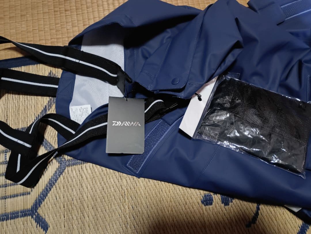 フィッシングパンツ ネイビー 防水素材