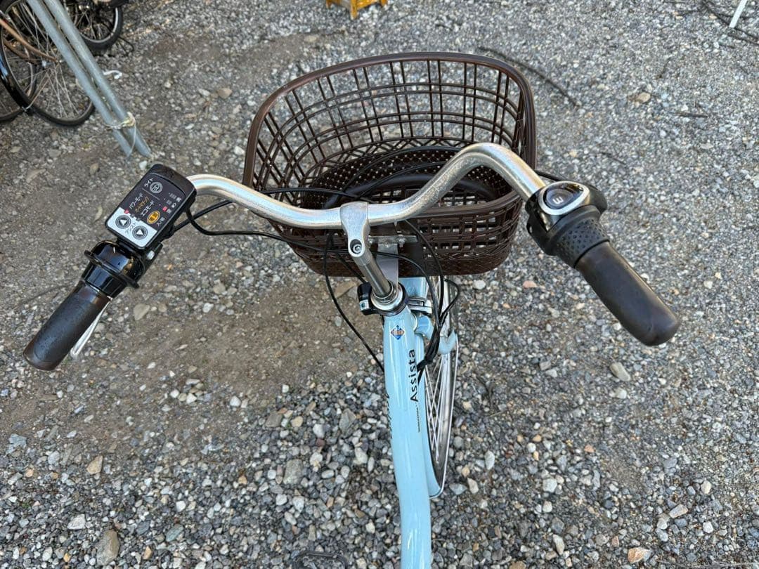 アシスタ 自転車 水色 前カゴ付き