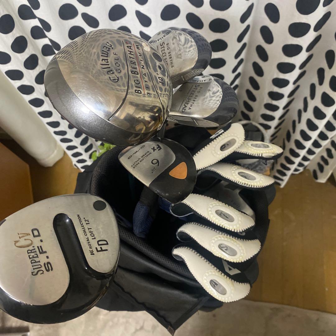 ゴルフクラブ12本セットとadidasバッグ付き