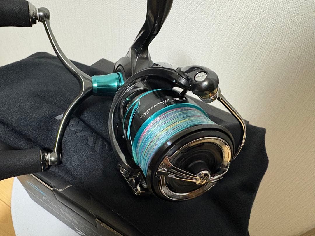 Daiwa エメラルダス AIR LT 2500-DH