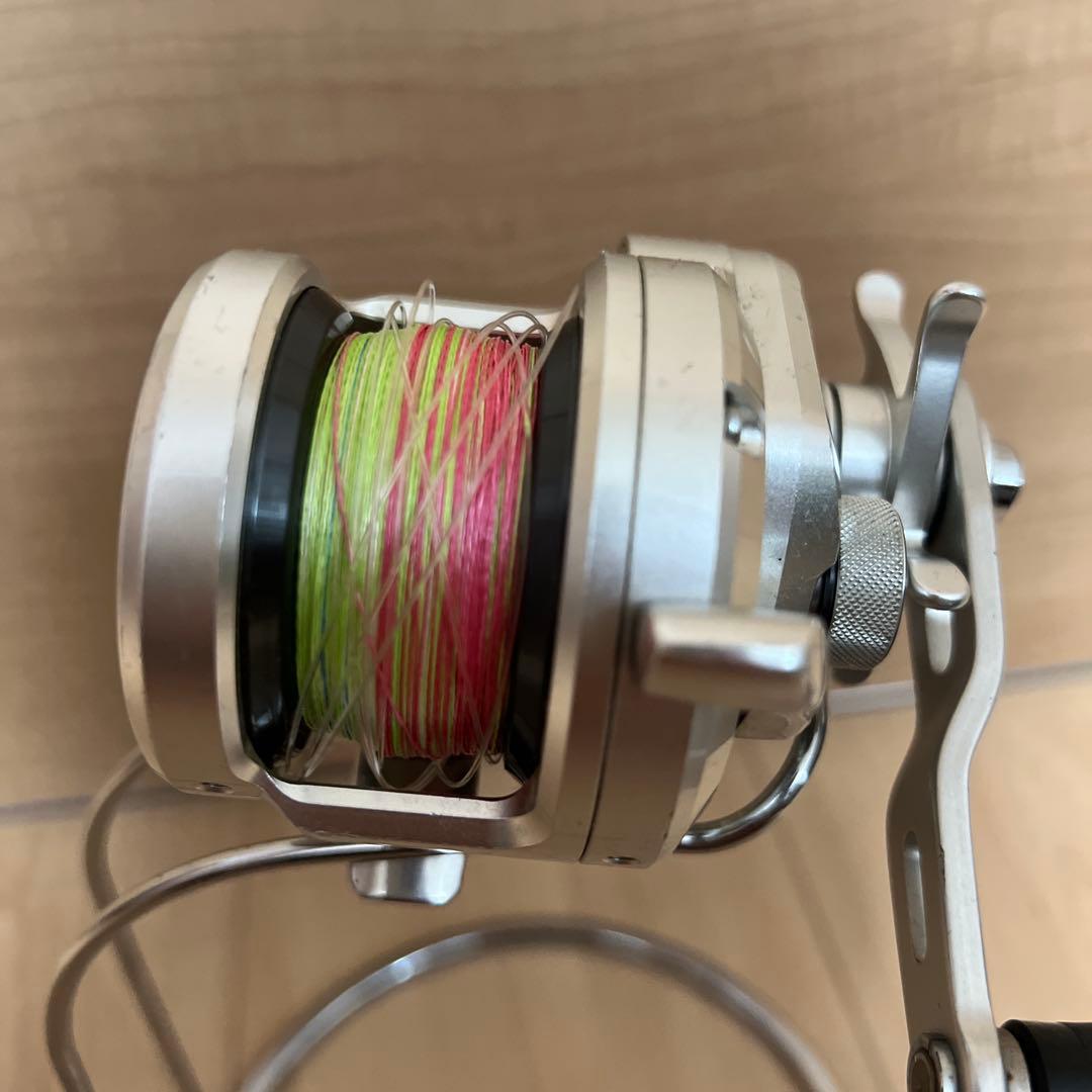11OCEA JIGGER ベイトリール 1000HG