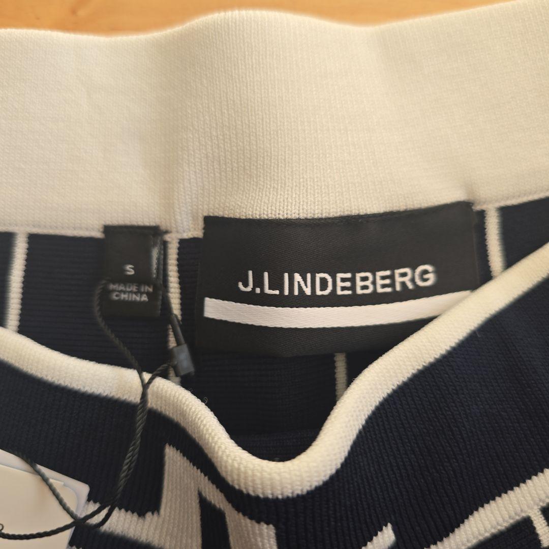 お値下げしました新品☆J.LINDBERG ニット素材スカート