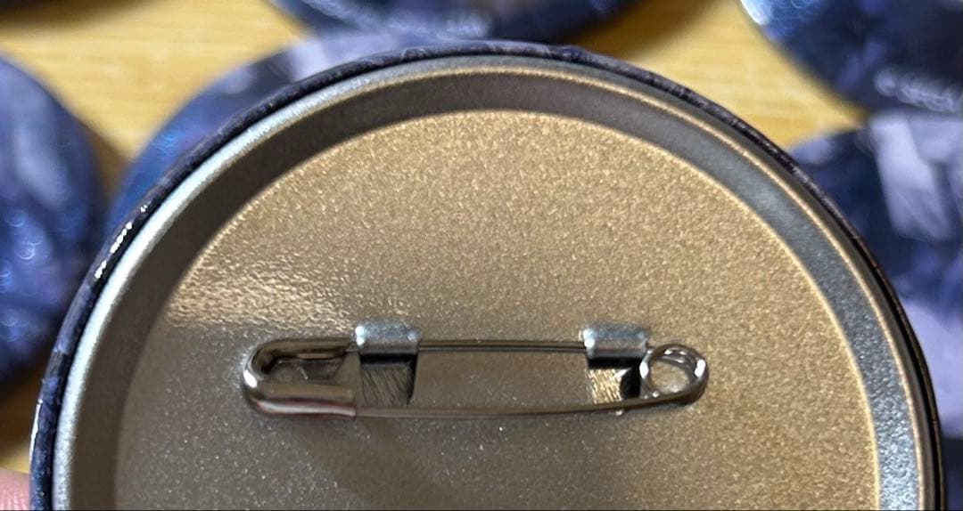 プロセカ グリッター缶バッジ 5B 朝比奈まふゆ