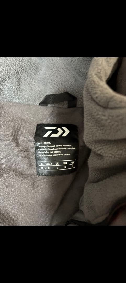 Daiwa フィッシングスーツ Мサイズ ブラック/グレー
