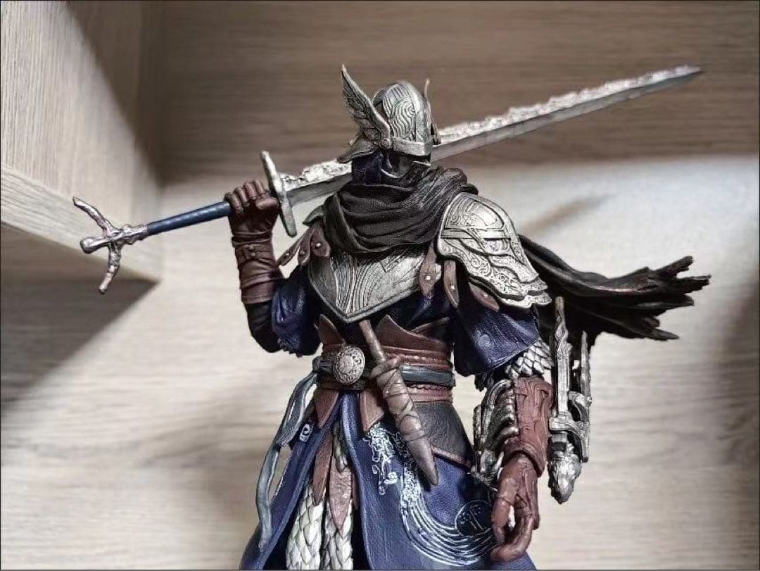 ELDEN RING エルデンリング　追跡者　フィギュア