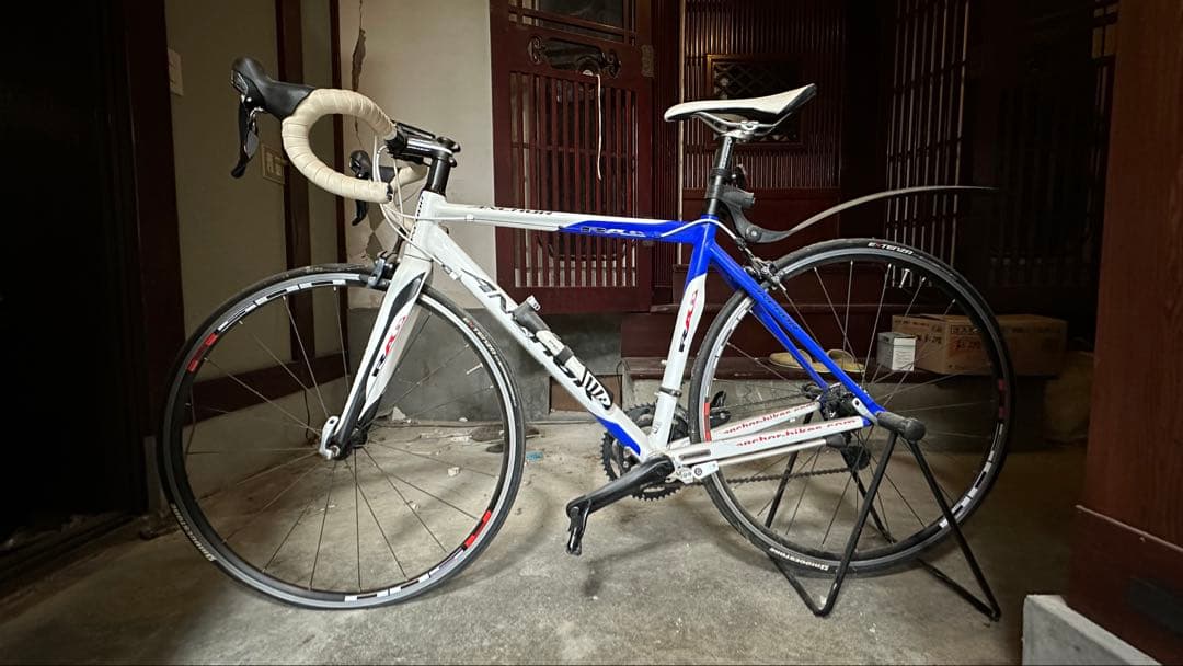 2011 ANCHOR RA6 完成車