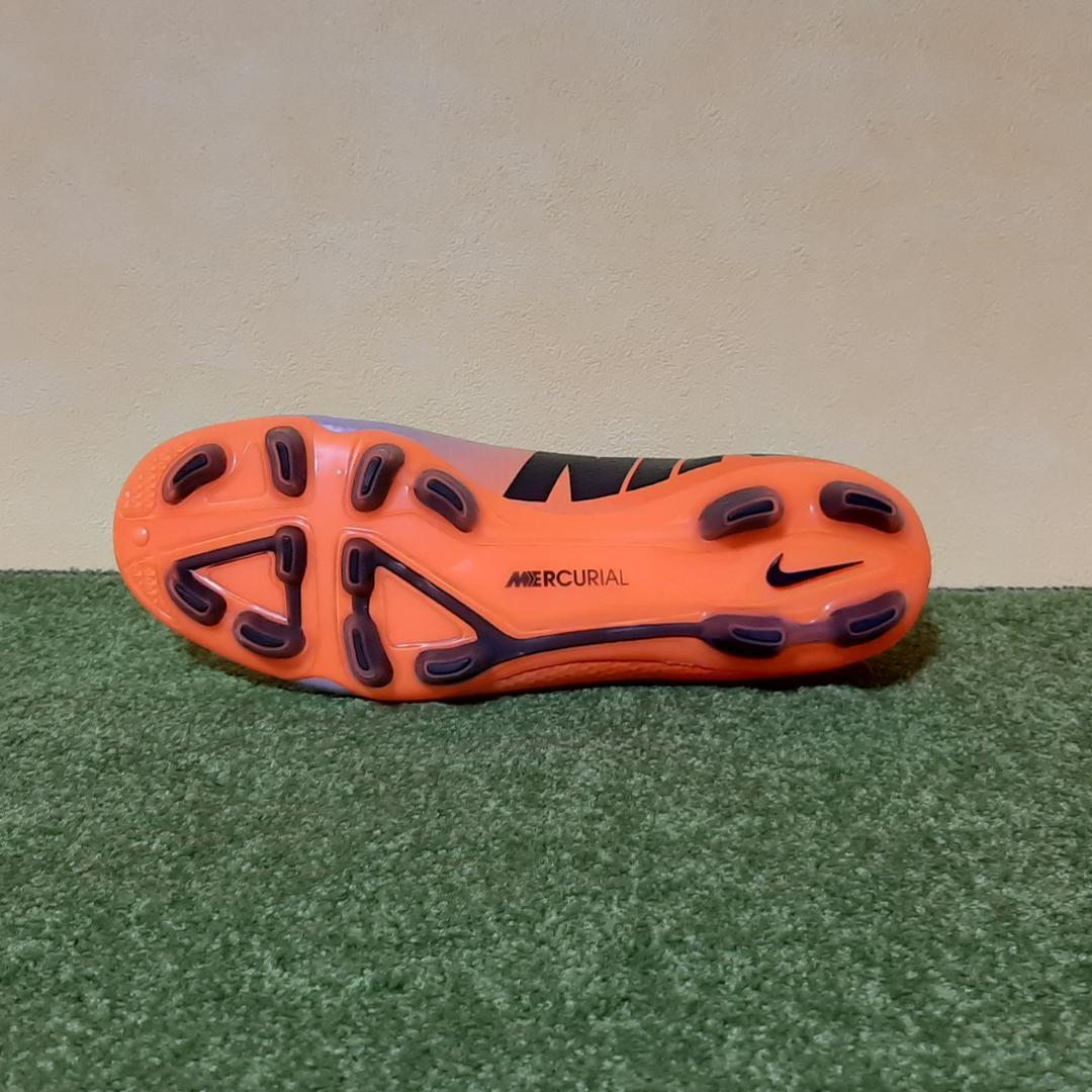 新品 サッカースパイク ナイキ マーキュリアル HG 激レア 廃盤 26.0cm