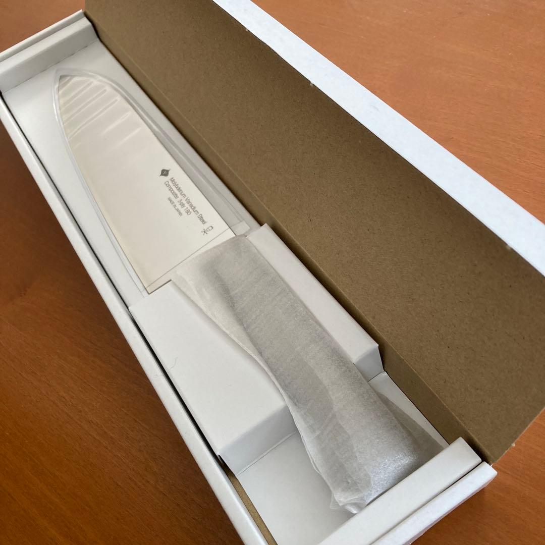 【新品未使用】柳宗理 包丁 キッチンナイフ18cm ステンレス 三徳包丁