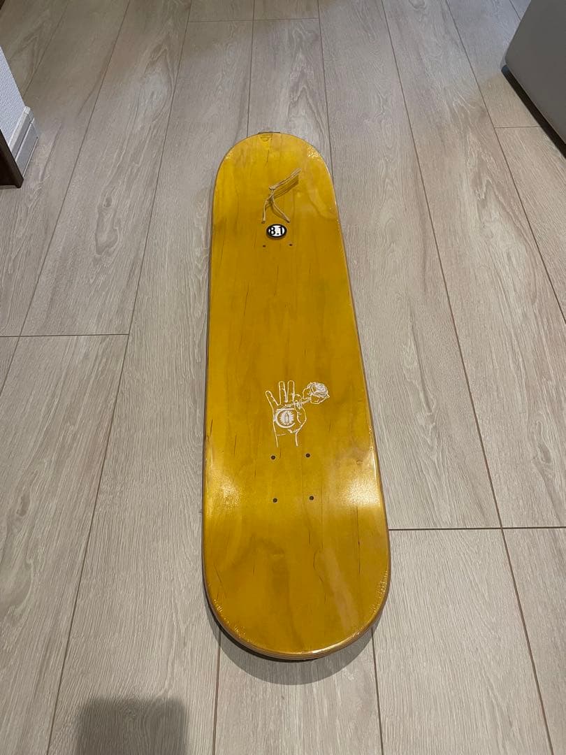 スケートボード Theories deck. 8.1inch