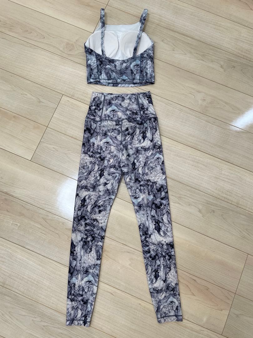 美品 上下セット⭐︎easyoga イージーヨガ
