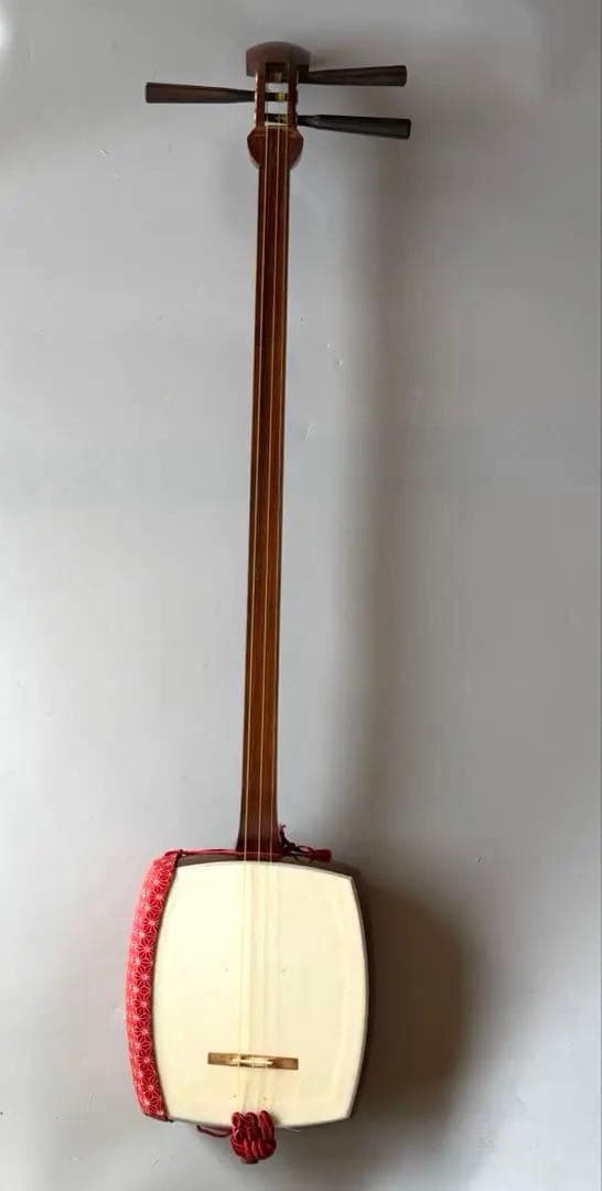 三味線　撥、ハードケースその他付属　破れ無し　良音質