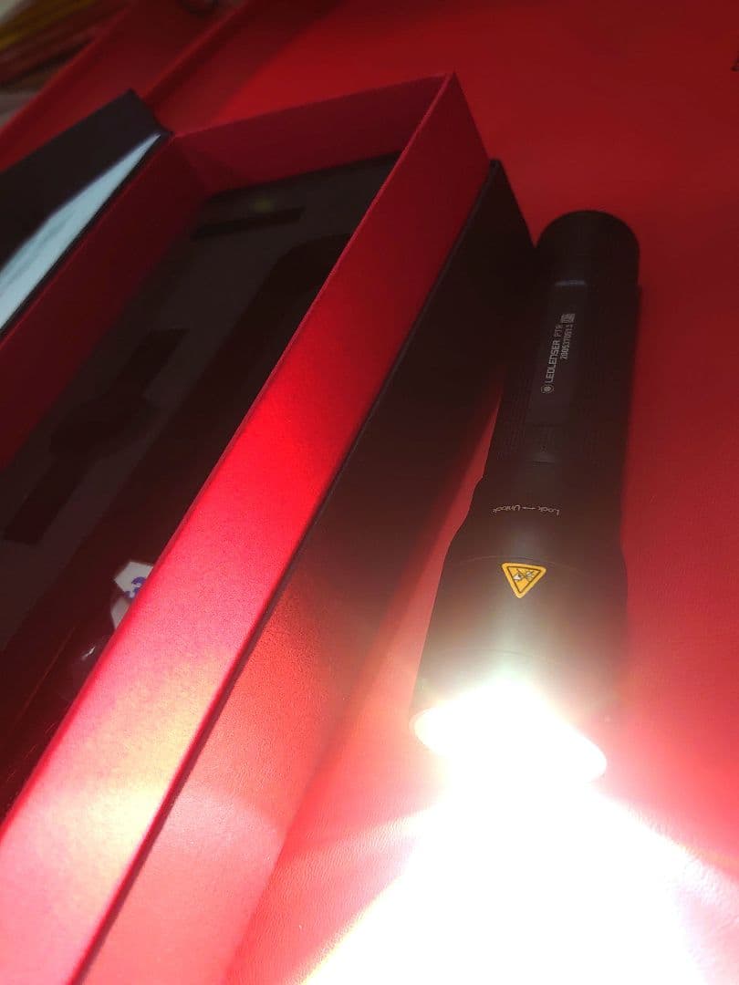 LEDLENSERレッドレンザー　P7R 9408-R生産終了未使用品