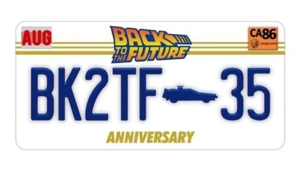 バックトゥザフューチャー ３５周年記念限定 ピンバッジ&キーホルダー＆ネックレス