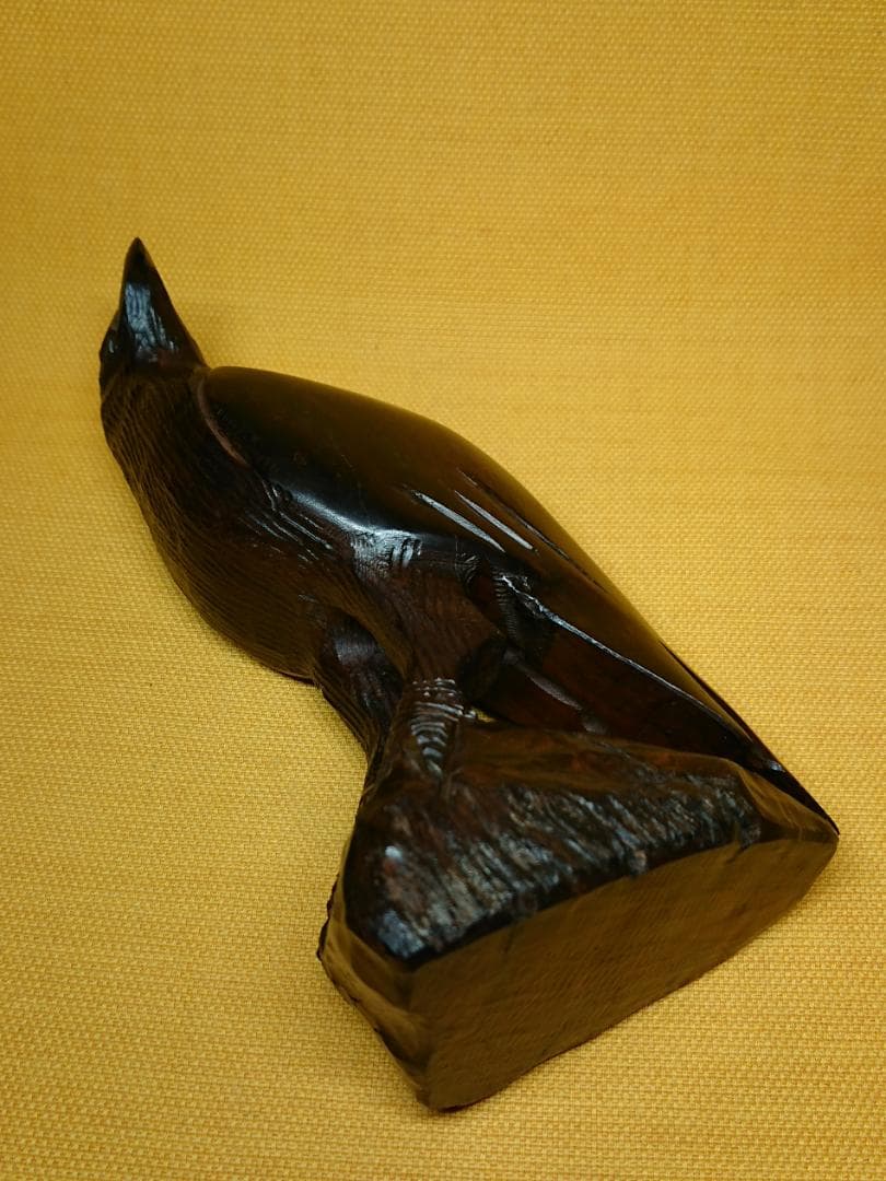 タカ　鷲　鷹　木彫　オブジェ　置物　インテリア　工芸品　美術品　A1041