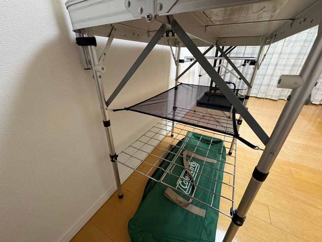 Coleman キッチンテーブル マルチカラー