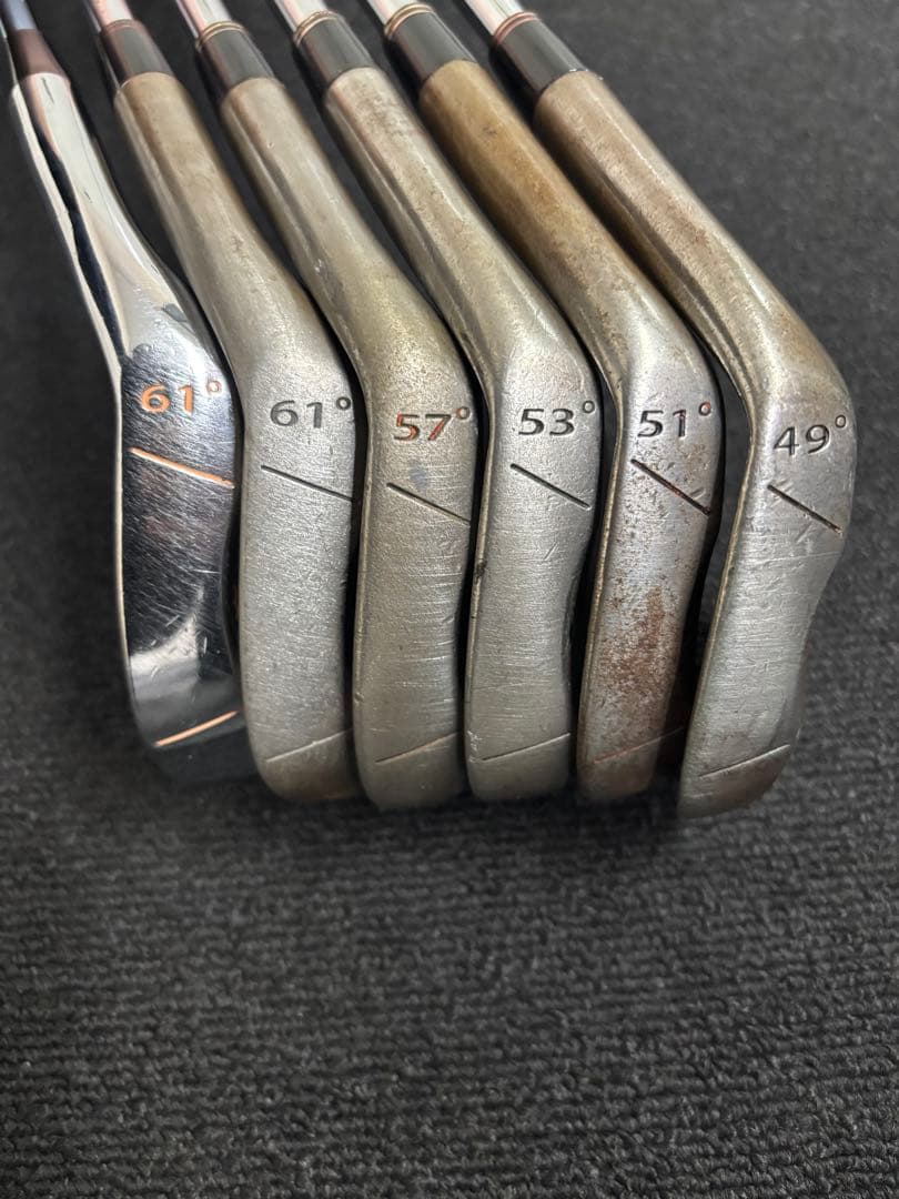 Cobra Trusty Rusty アイアンセット 49°-61°