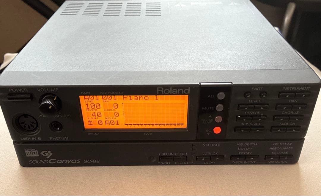 Roland Sound Canvas SC-88&取扱説明書　ジャンク品