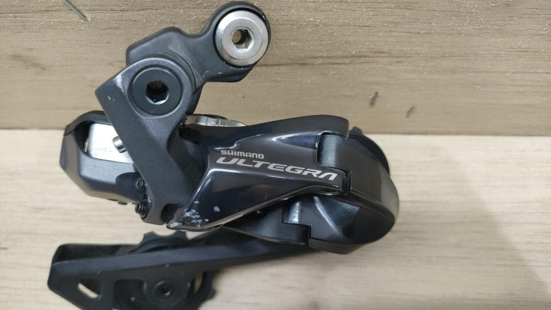 102■シマノ リアディレイラー■RD-R8050 アルテグラ SS■