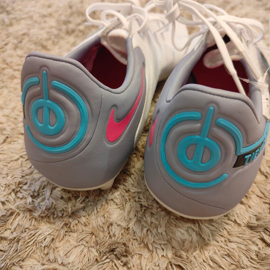 新品　Nike DB5621-146 ホワイトスパイクシューズ