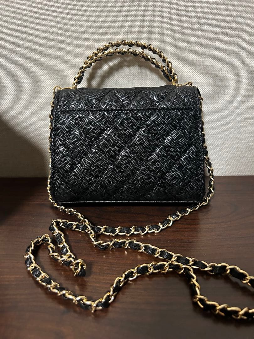 CHANEL ノベルティ ブラックレザー ショルダーバッグ