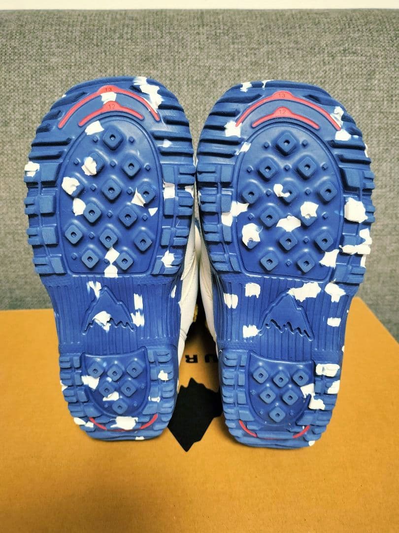 キッズ Burton グロム BOA スノーボードブーツ　 12C　18.5cm