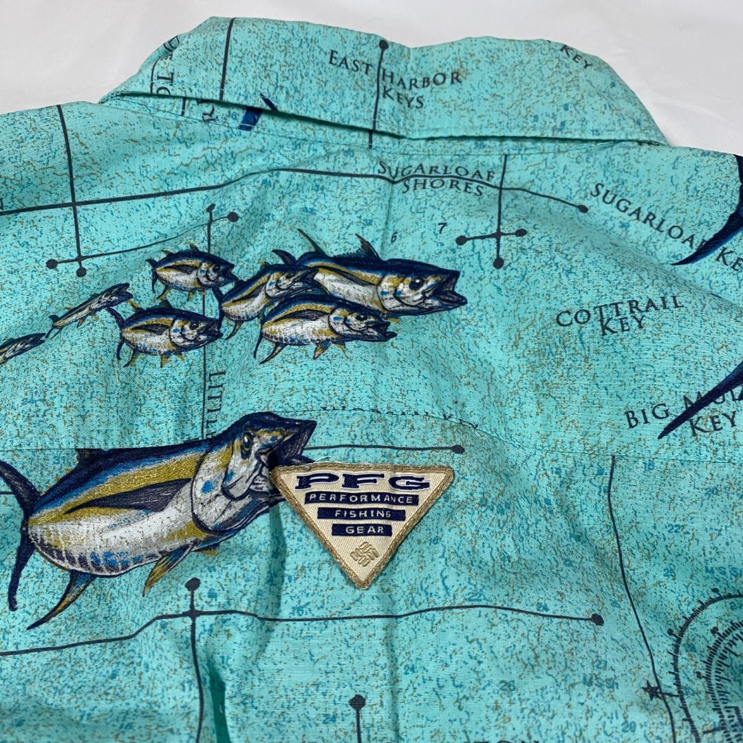 Columbia PFG 総柄フィッシングシャツ