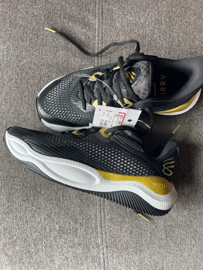 UNDER ARMOUR CURRY SPLASH 24AP ユニセックス大人