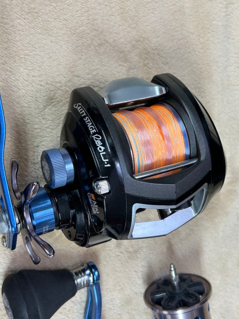 【最終値下】Abuソルティーステージ REVO LJ-1 替ハンドル、スプール付