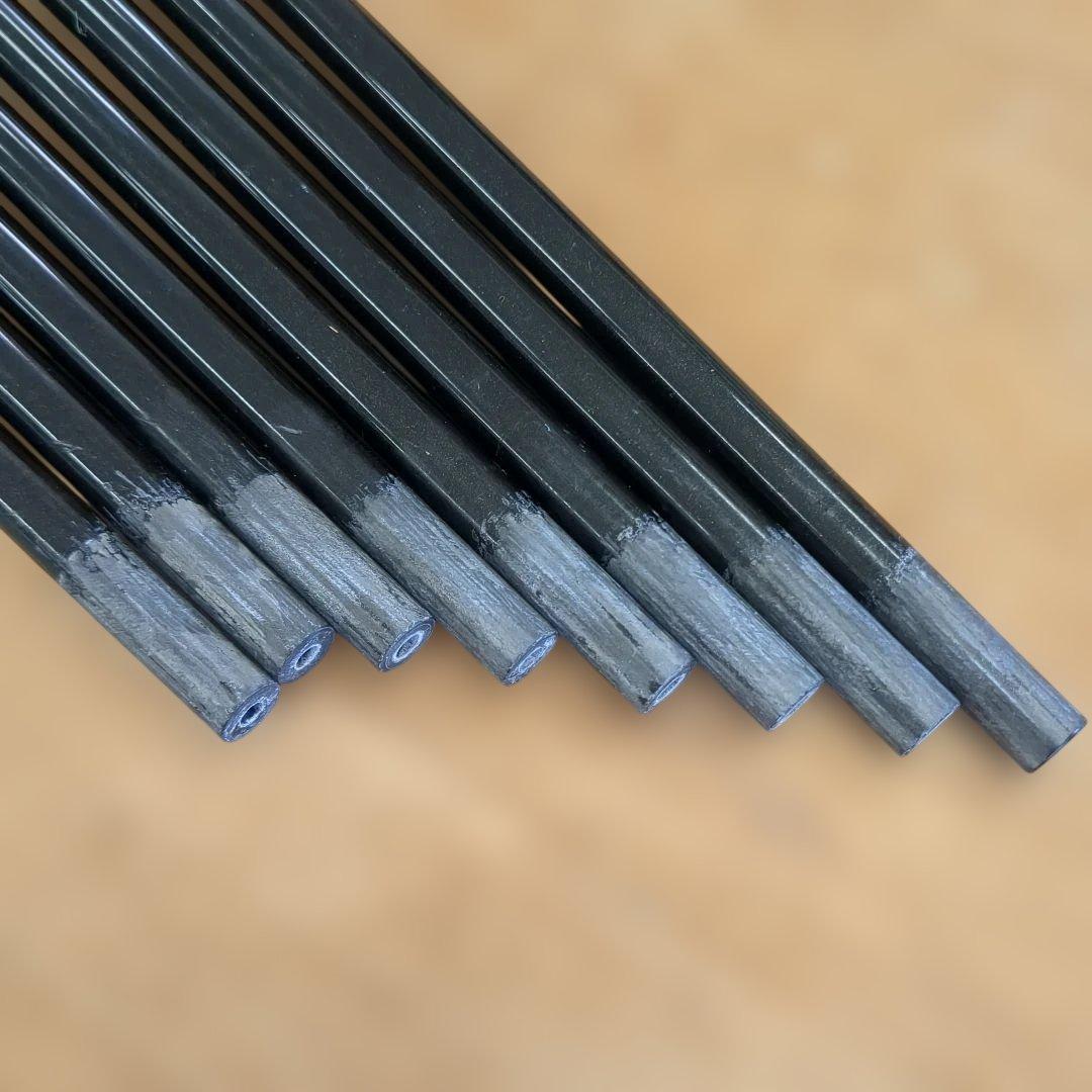 中古美品 GRAPHITEDESIGN RAUNE 5-PW.AW.SW 8本