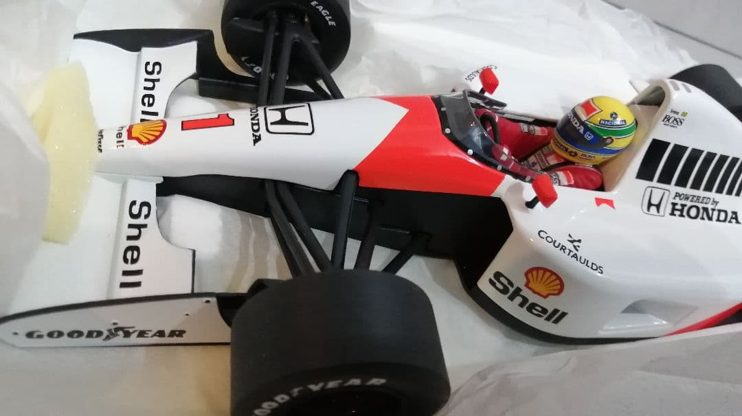 MINICHAMPS アイルトンセナ マクラーレン ホンダMP4/6 1991