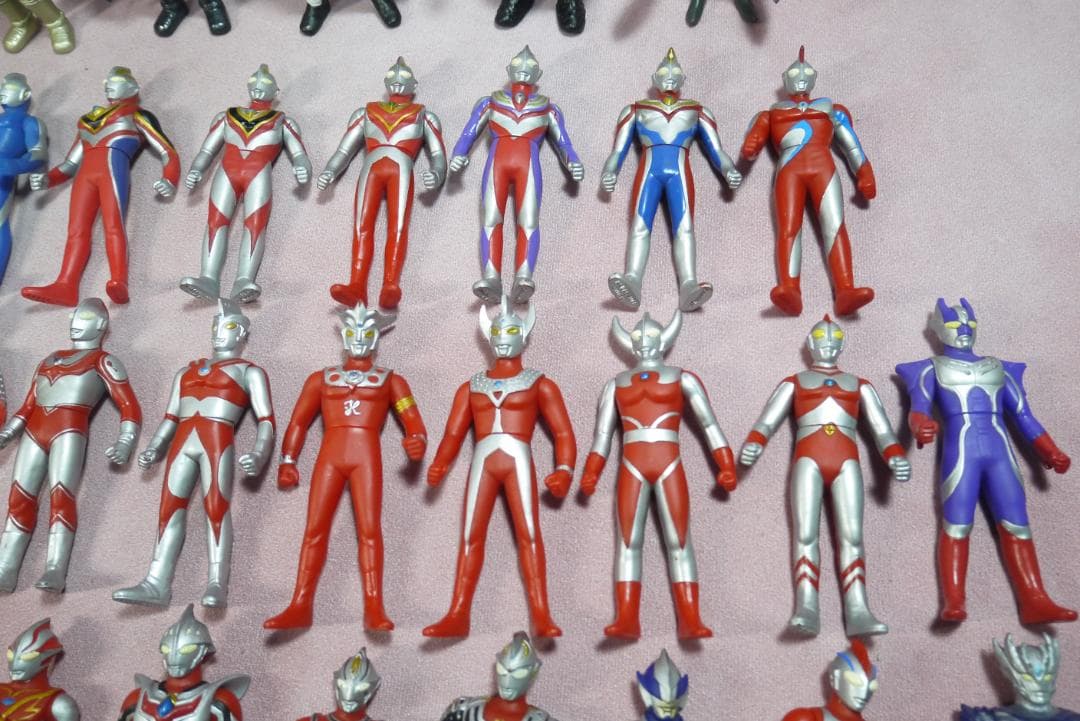 ウルトラマン　ウルトラ怪獣　ミニソフビ　60体