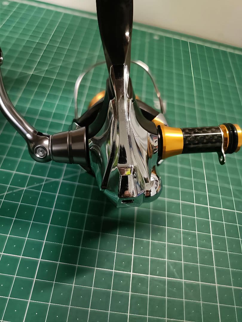 シマノ　13ソアレBB C2000PGSS　ジャンク　リールスタンド付き
